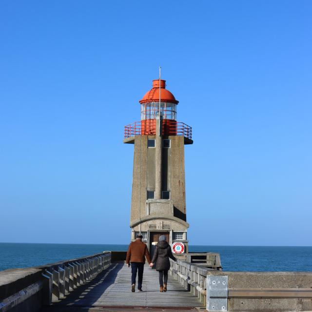 Rode vuurtoren Fecamp Img 0075 Krediet Oit Fecamp
