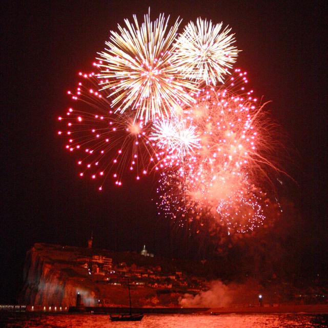 N°17 Fireworks in front of Fécamp Outing at sea in old rigging