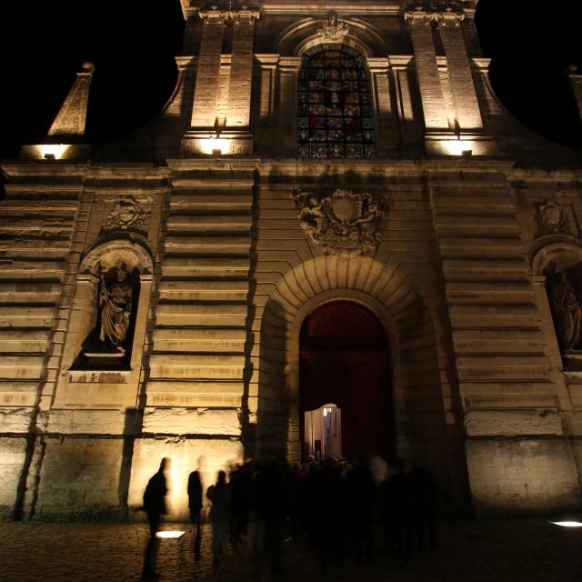 Abdij van de Heilige Drie-eenheid - Pierre En Lumière