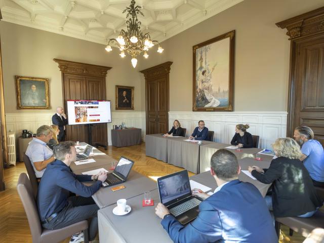 Vergaderzaal Benedictine Palace