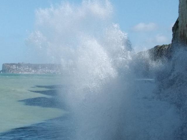 Yport Vagues 20200312 Crédit Oit